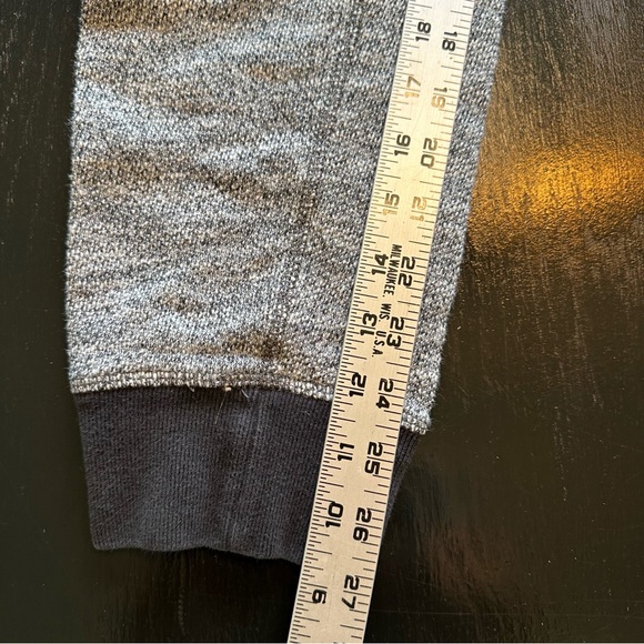 American Eagle Small Gray and Dark Gray Elastic Pants Workout Sweatpant Lounge - Picture 8 of 9